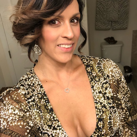 Meet your Posher, Amanda - Picture 6 of 7